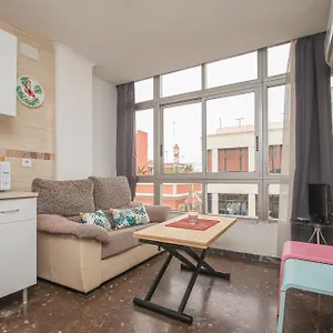 Muy Centrico, Tranquilo Y Acogedor **a/c-wifi** Apartamento